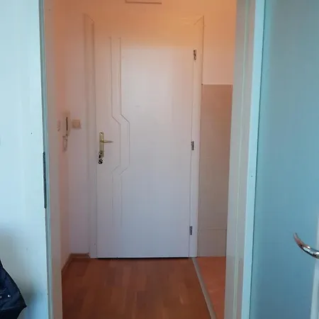 With 24-7 Building Security